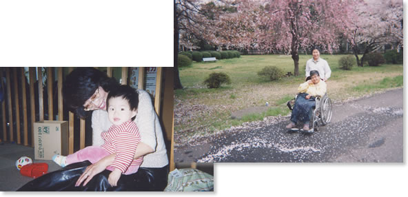 子育てと車椅子を引いている写真